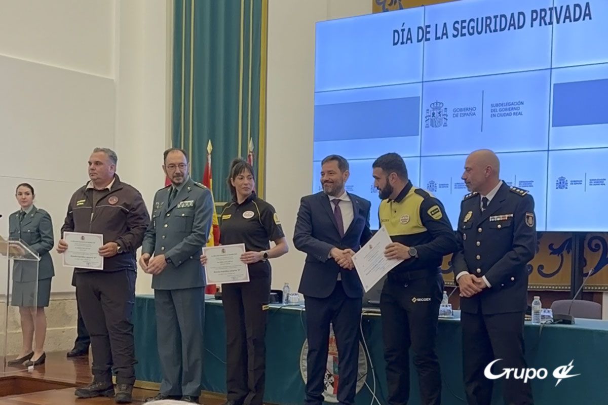 Alberto Chico Guarda Rural de Vigipres recibe mención honorífica